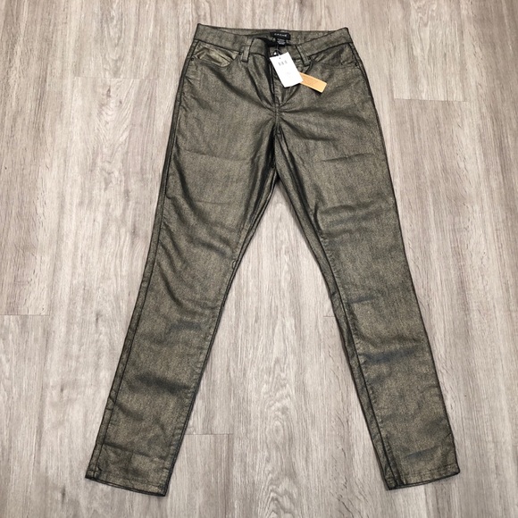 Cache jeans - Picture 2 of 3